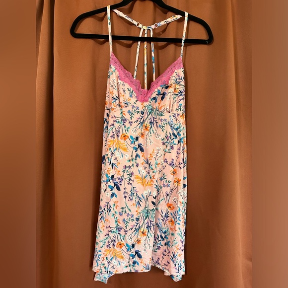 NWT Secret Treasures Pink Floral Nightgown - Picture 1 of 8